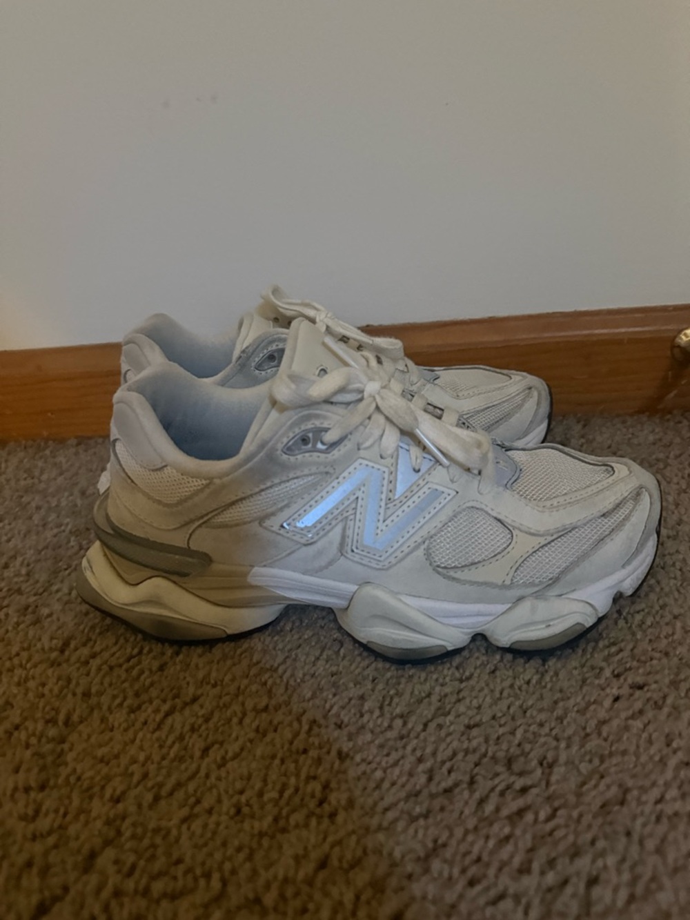 🤍 New Balance 9060 Sneakers 🤍 - Picture 5 of 9
